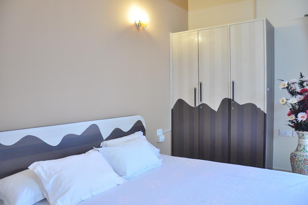 Ocean Crest Hotel Colva Rom bilde
