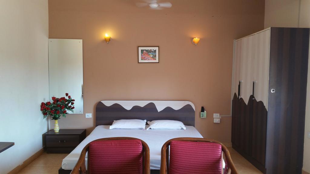Ocean Crest Hotel Colva Eksteriør bilde